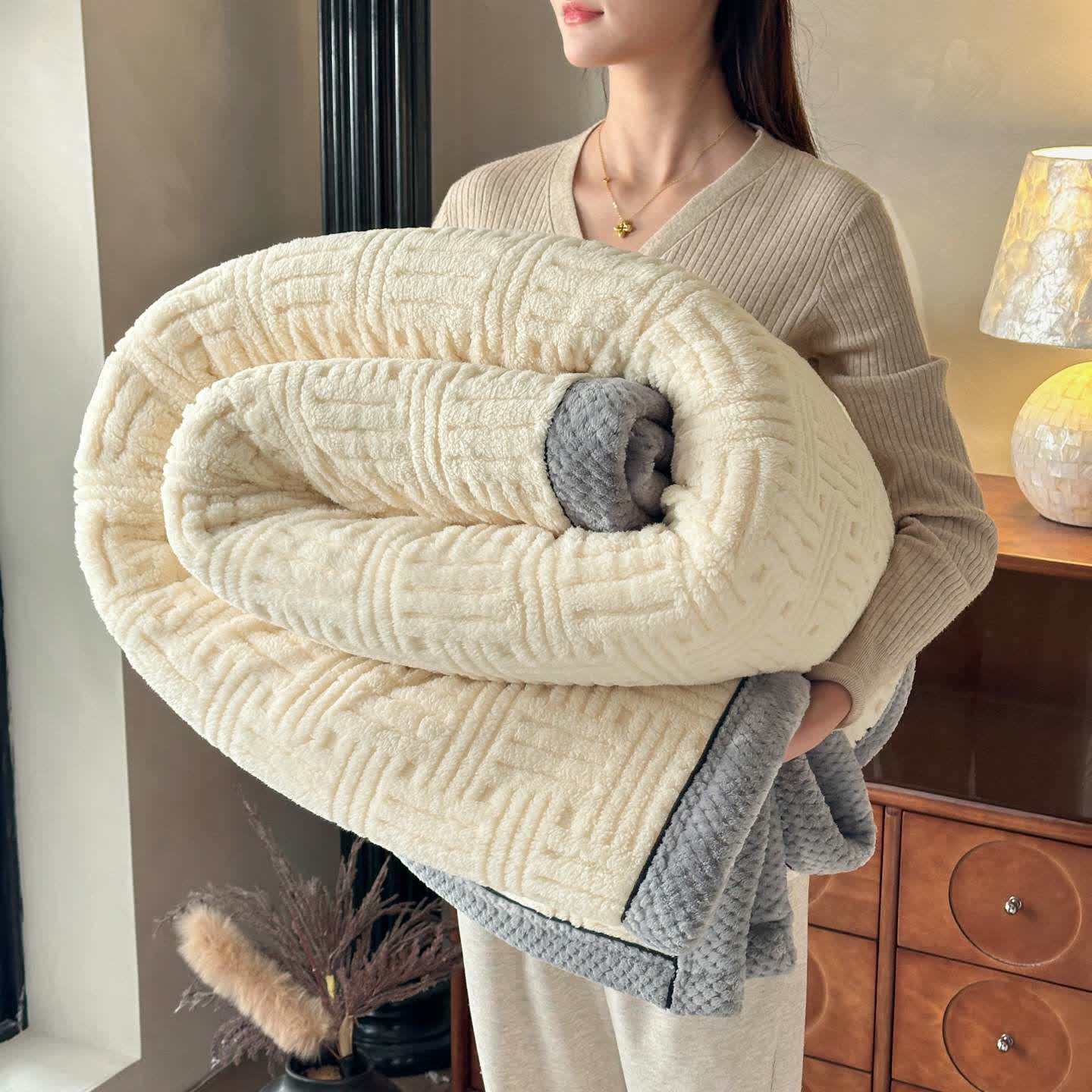 Coperta in peluche con bordi a contrasto in rilievo geometrico - Albicocca - Matrimoniale - image 7