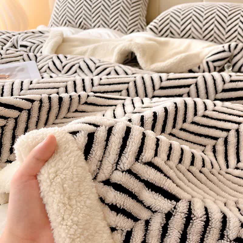 Coperta moderna in jacquard a righe - image 9