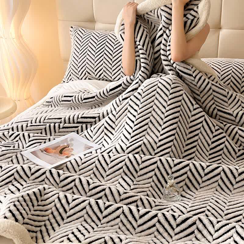 Coperta moderna in jacquard a righe - image 3
