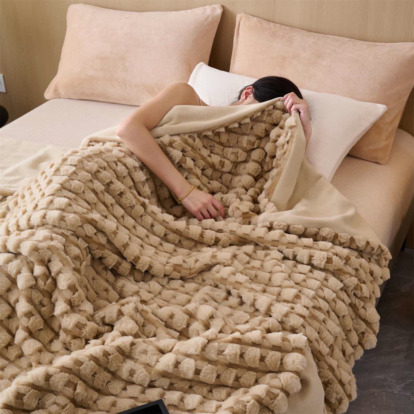 Moderna e lussuosa coperta in pile - image 2