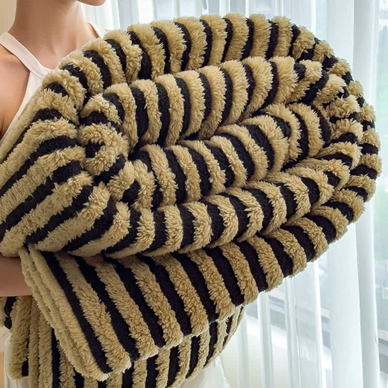 Coperta jacquard a righe in stile senza tempo - Nero e caffè - Matrimoniale - image 13