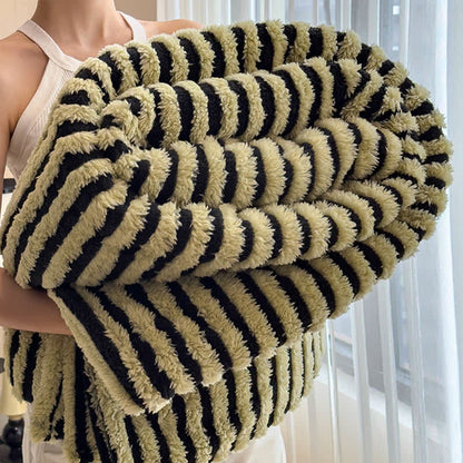 Coperta jacquard a righe in stile senza tempo - Nero e verde - Matrimoniale - image 17