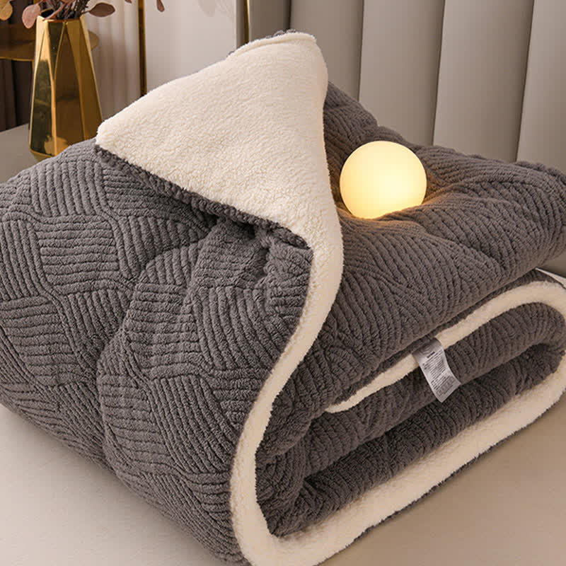 Coperta in peluche Sherpa jacquard a righe ondulate - image 8