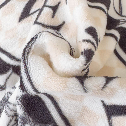 Set di biancheria da letto caldo in peluche con volant floreali - image 7