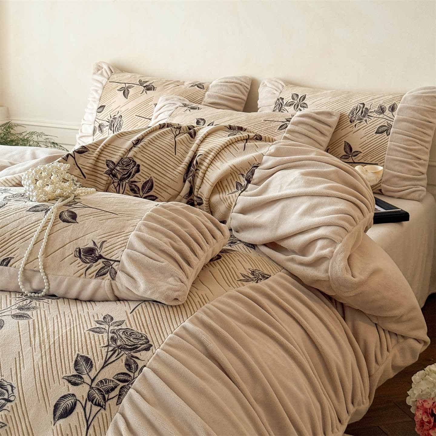 Set di biancheria da letto caldo e soffice con rosa romantica - image 2