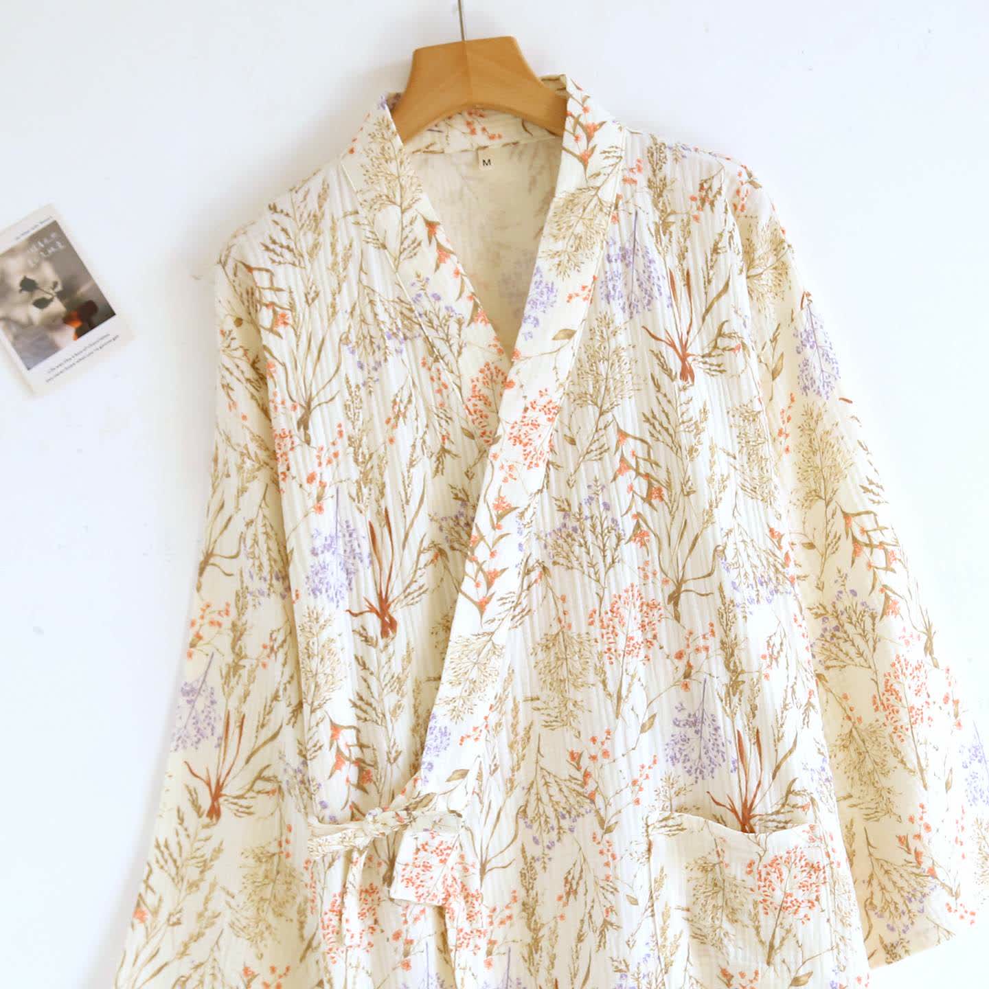 Accappatoio kimono in garza di cotone floreale tenue - image 3