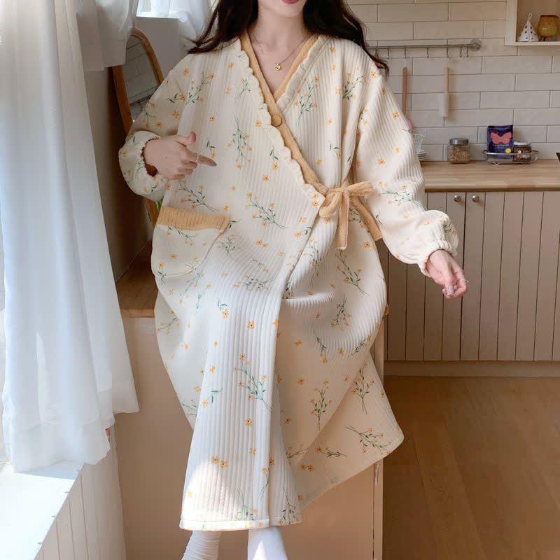 Camicia da notte gialla con volant e tasca floreale - image 3