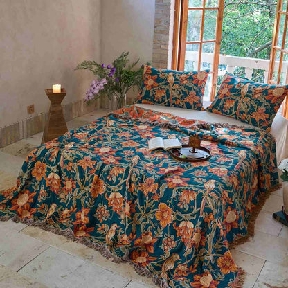Lussuosa trapunta in cotone con nappe e motivi floreali - image 1