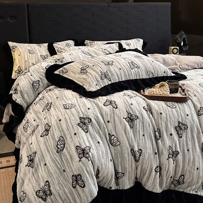 Set di biancheria da letto in peluche con volant a forma di farfalla Ownkoti (4 pezzi) - image 4