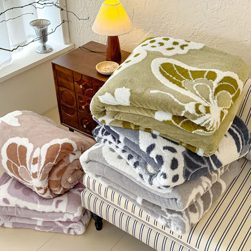 Coperta di peluche con stampa a farfalla ispirata alla natura Ownkoti - image 1