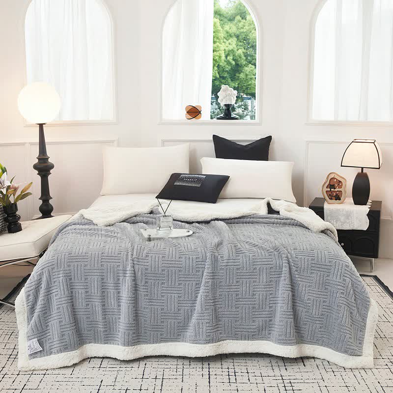 Coperta in peluche jacquard a quadri - image 0