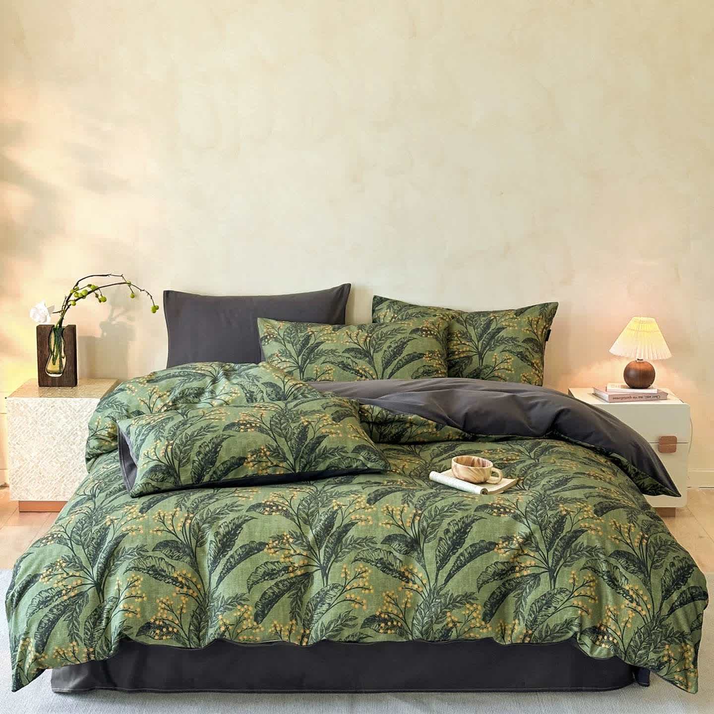 Set di biancheria da letto in cotone spazzolato botanico Ownkoti (4 pezzi) - image 1