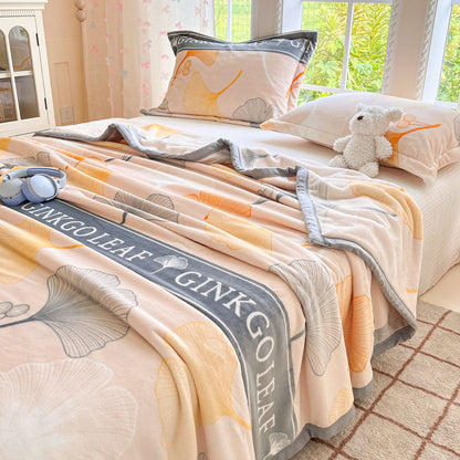 Coperta calda e accogliente con foglie di ginkgo - image 4