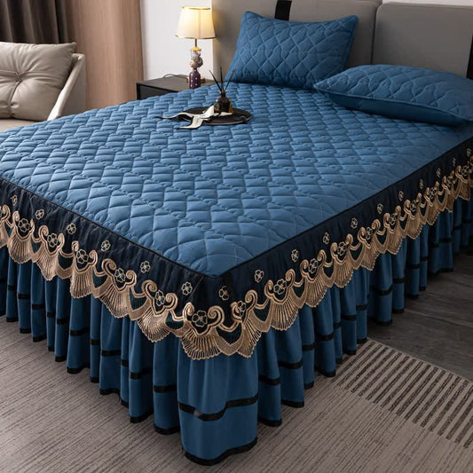 Lenzuolo con gonna da letto trapuntata in pizzo a forma di cuore Ownkoti - Blu reale - Gonna letto con 2 federe - Matrimoniale Grande - image 0