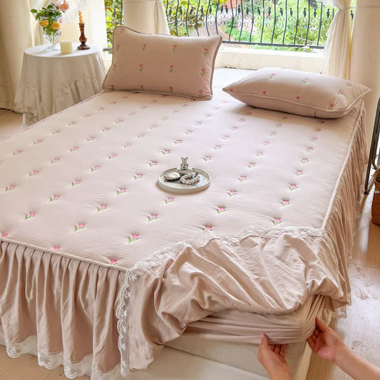 Gonna da letto ricamata con motivo tulipano Ownkoti - Champagne - 2 federe - 48cm x 74cm - image 0