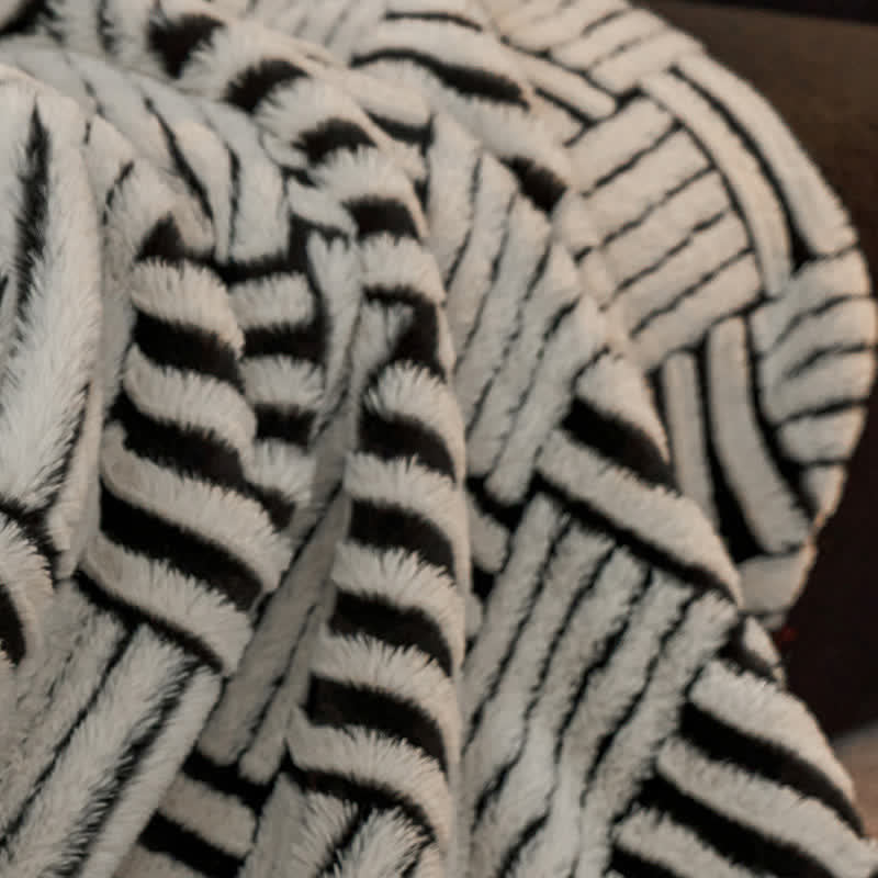 Coperta in pile geometrico Jacquard Ownkoti - image 8