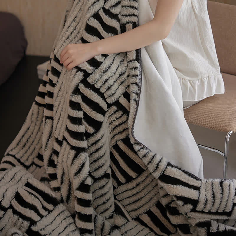 Coperta in pile geometrico Jacquard Ownkoti - image 6