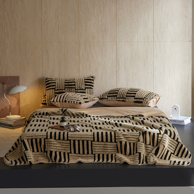 Coperta in pile geometrico Jacquard Ownkoti - image 10