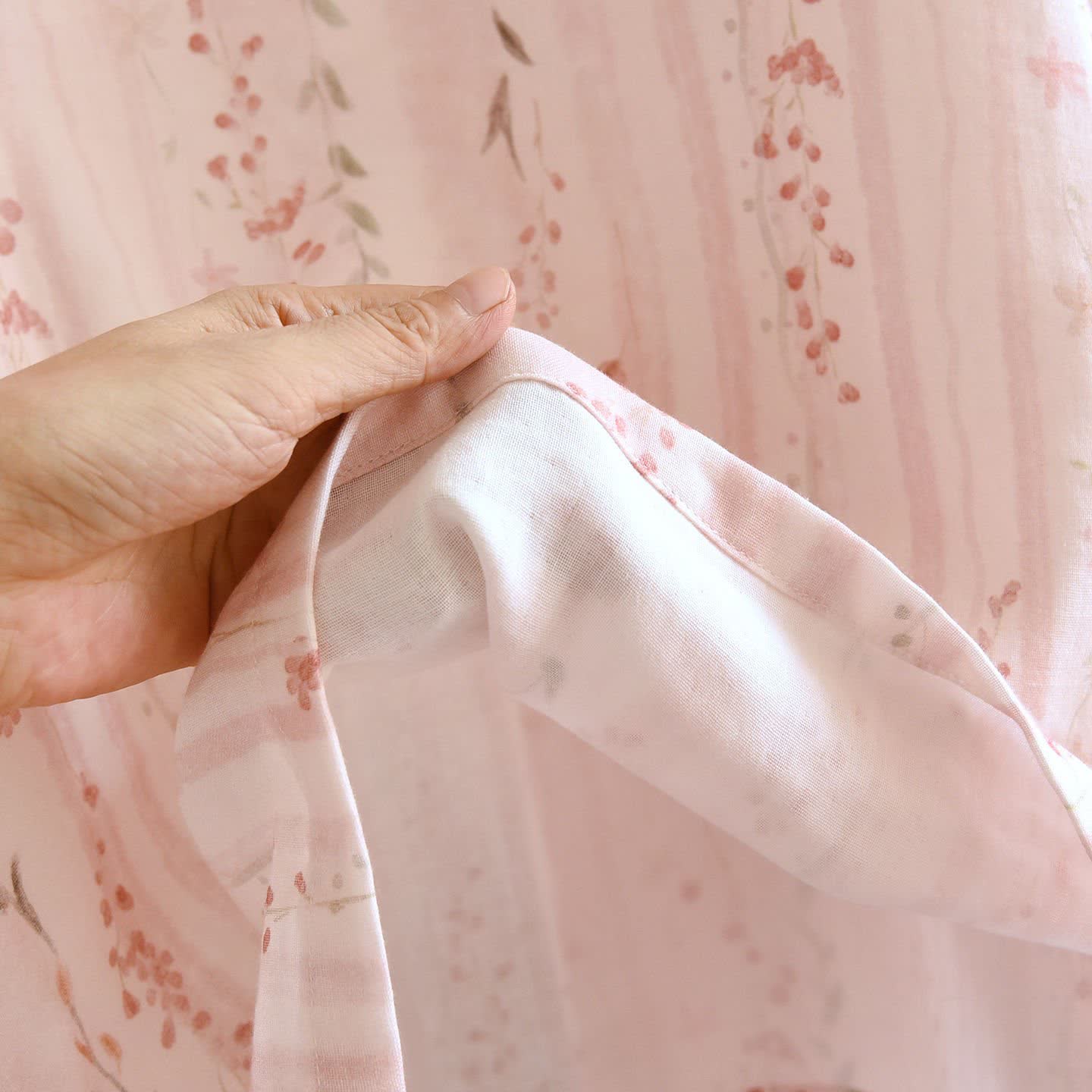 Loungewear in cotone a righe e motivi floreali di ispirazione orientale Ownkoti - image 6
