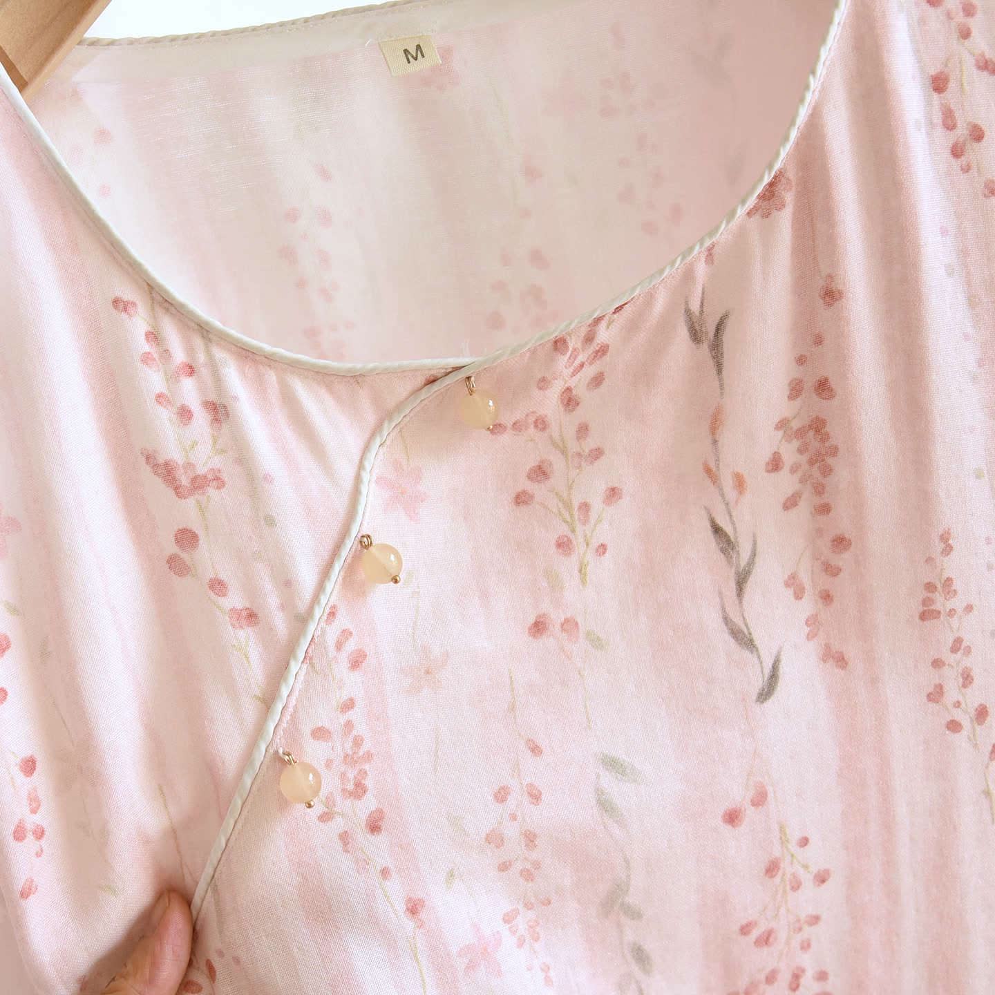 Loungewear in cotone a righe e motivi floreali di ispirazione orientale Ownkoti - image 3