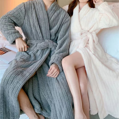 Accappatoio in peluche testurizzato a righe tinta unita Ownkoti - image 3