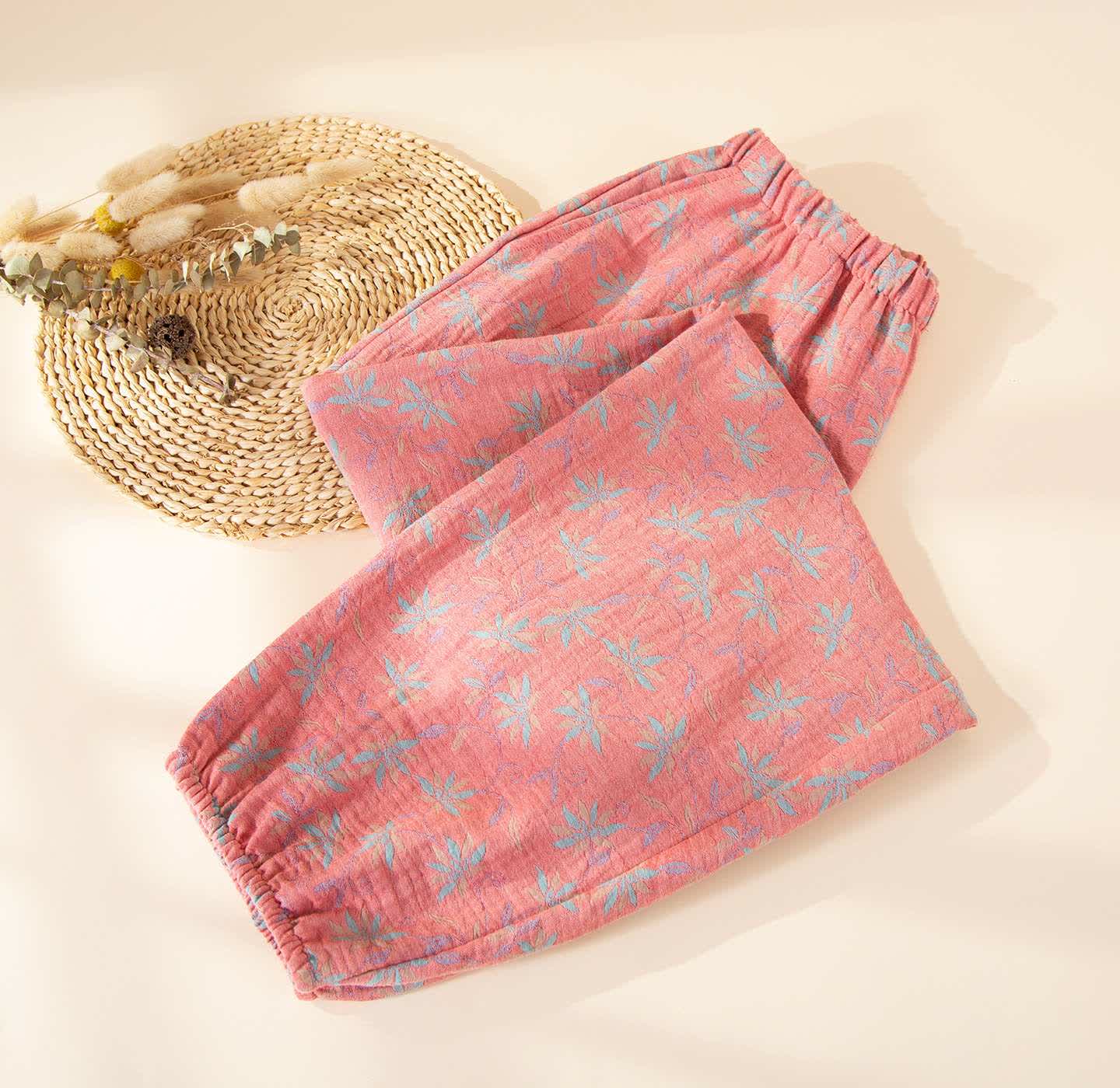 Pantaloni del pigiama in garza di cotone ispirati alle foglie di Ownkoti - Rosa - 2XL - image 1