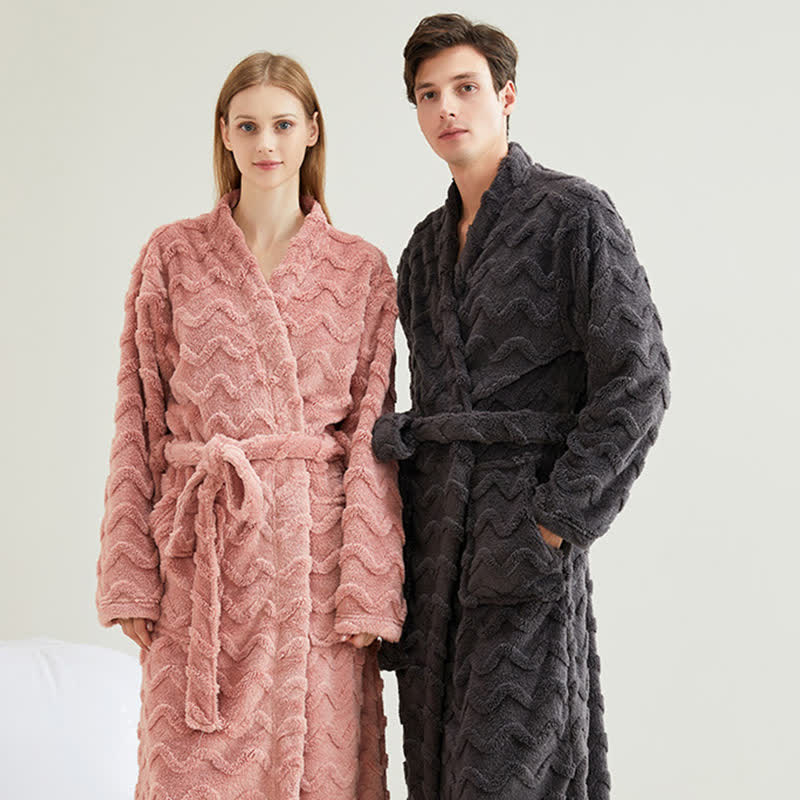 Accappatoio unisex in peluche con trama ondulata - image 1