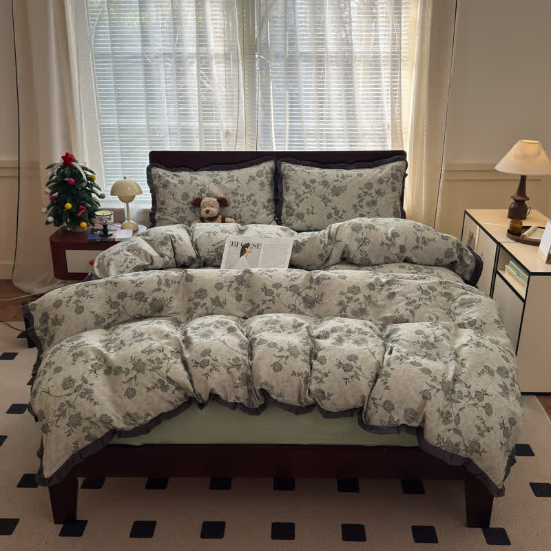 Set di biancheria da letto in cotone con volant floreali vintage - image 1
