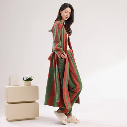 Accappatoio in peluche a righe verticali audaci - Rosso - Accappatoio con pantaloni - 2XL - image 1