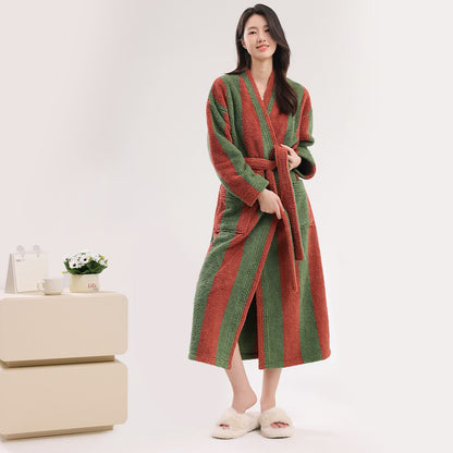 Accappatoio in peluche a righe verticali audaci - Rosso - Accappatoio - 2XL - image 0