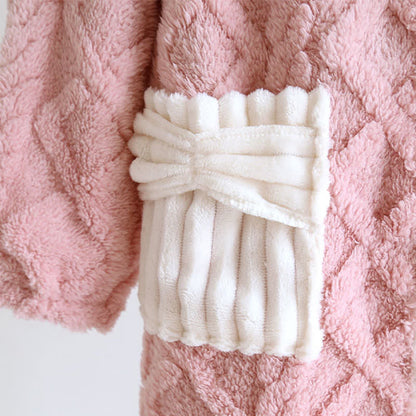 Camicia da notte con bottoni in peluche con trama a rombi - image 8