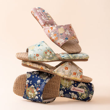 Pantofole da casa in lino con ricami floreali - image 0
