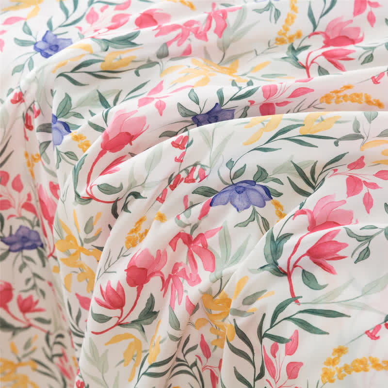 Watercolor Meadow Floral Sheet Set - image 3