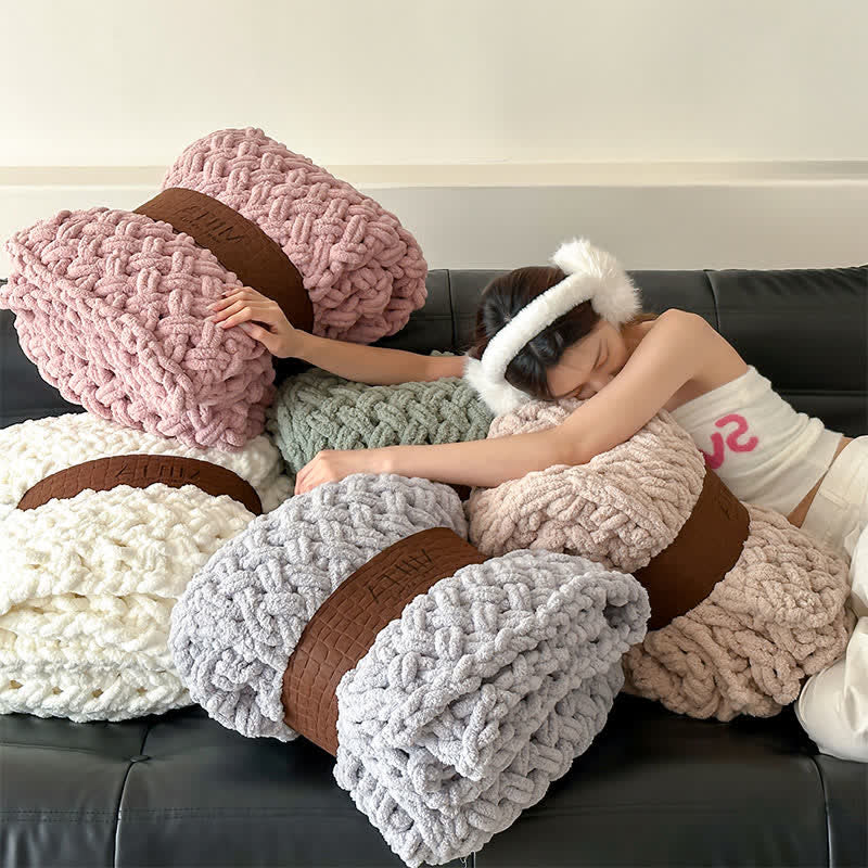 Chunky Knit Hand-Woven Throw Blanket - image 0