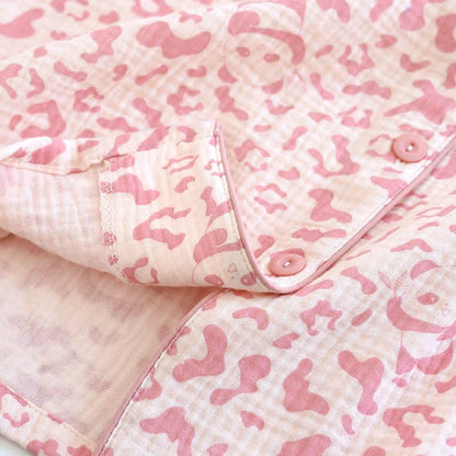 Completo da casa in cotone con stampa leopardata dai toni tenui - image 5