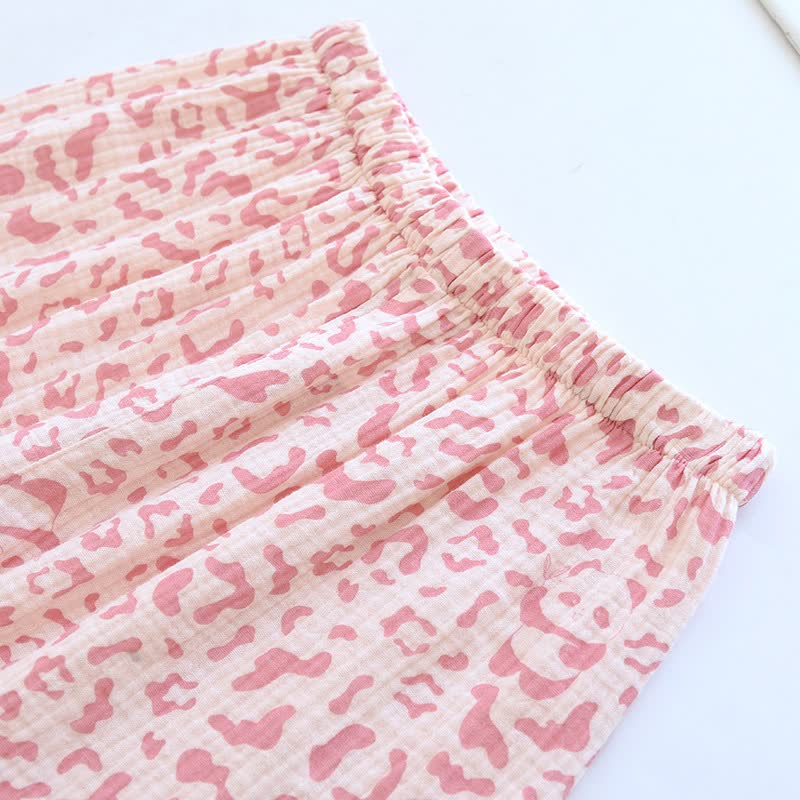 Completo da casa in cotone con stampa leopardata dai toni tenui - image 9