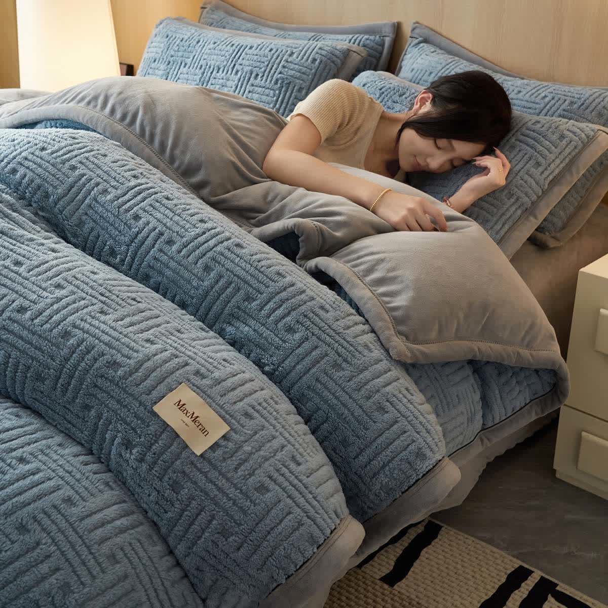 Set di biancheria da letto in peluche con motivo a nodi a righe - Grigio blu - Set di biancheria da letto (4 pezzi) - Matrimoniale Grande - image 0