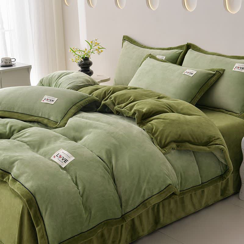 Set di biancheria da letto reversibile in peluche caldo (4 pezzi) - Verde + Oliva - Matrimoniale Grande - image 9