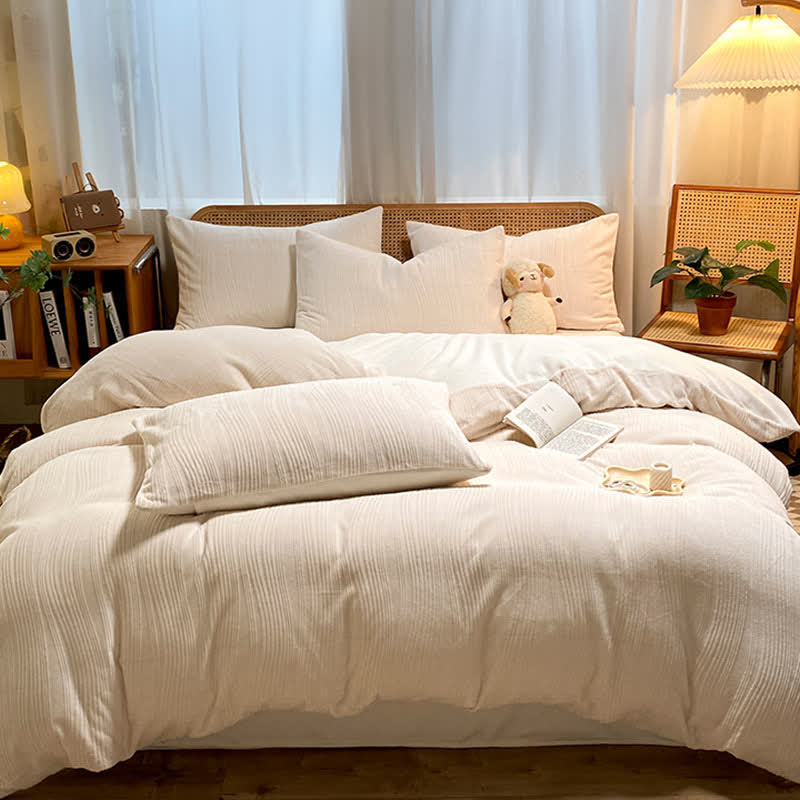 Set di biancheria da letto in peluche testurizzato a righe verticali (4 pezzi) - image 4