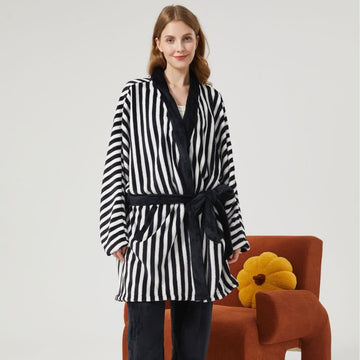 Completo da notte in peluche stile kimono a righe - Nero - XL - image 0