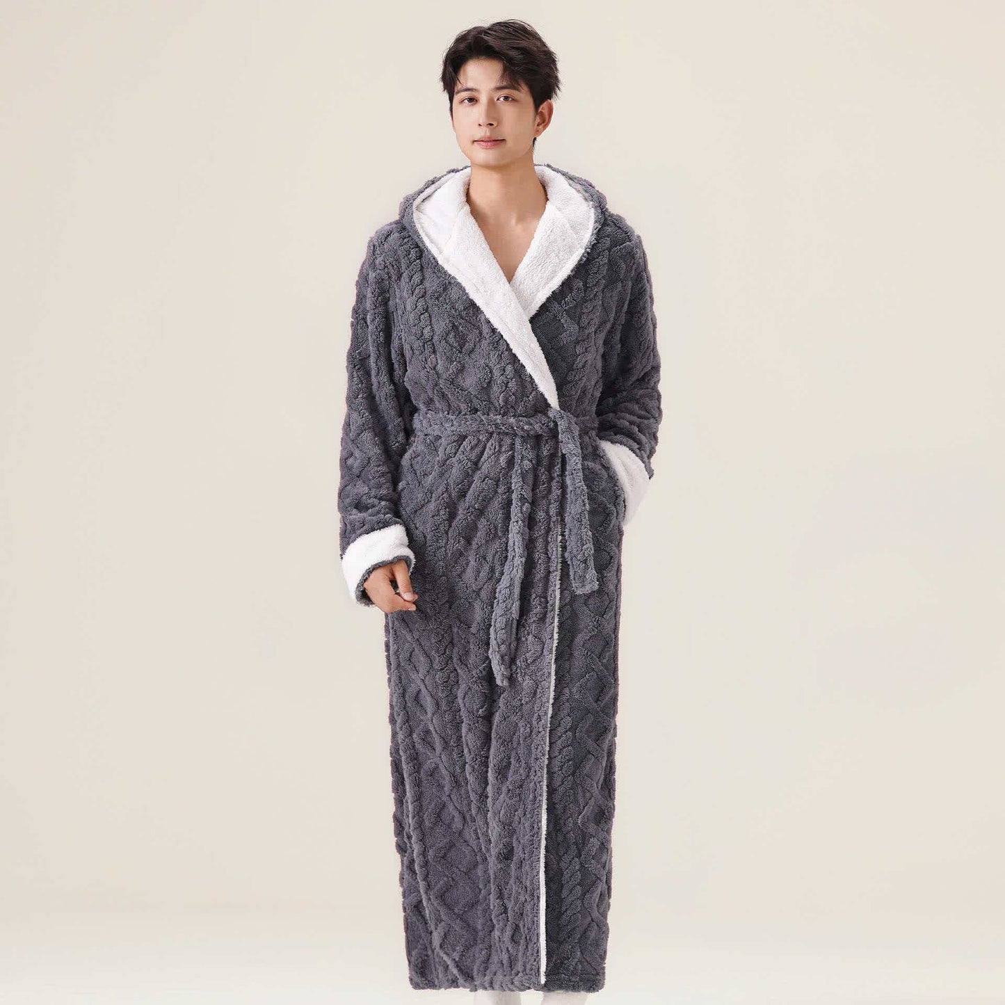 Accappatoio caldo in peluche con cappuccio in jacquard - image 1