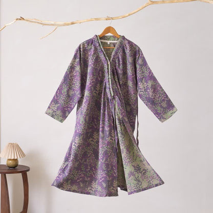 Camicia da notte in cotone con volant e motivo botanico - Viola - XL - image 8
