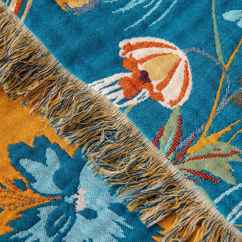 Trapunta con nappe in garza di cotone floreale e stravagante - image 2