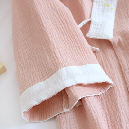 Kimono in garza di cotone ricamato con farfalle - image 8