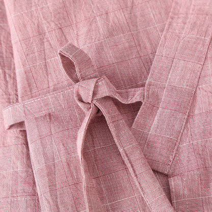 Kimono in garza di cotone a quadri sottili da indossare in salotto - image 2