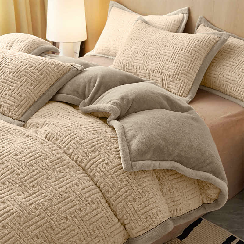 Set di biancheria da letto in peluche con motivo a nodi a righe - image 5