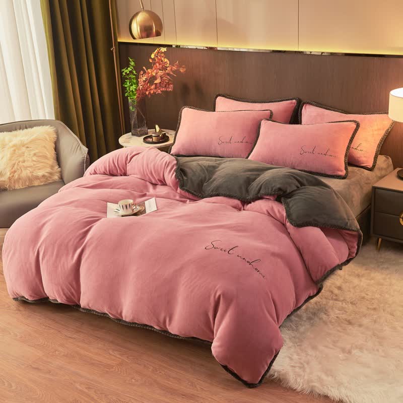 Set di biancheria da letto in peluche stampato Sweet Home (4 pezzi) - image 2