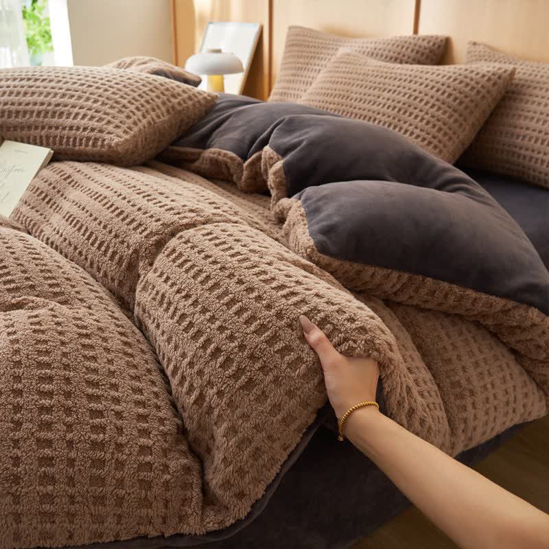 Set di biancheria da letto soffice con trama a quadri (4 pezzi) - Caffè - Matrimoniale Grande - image 1