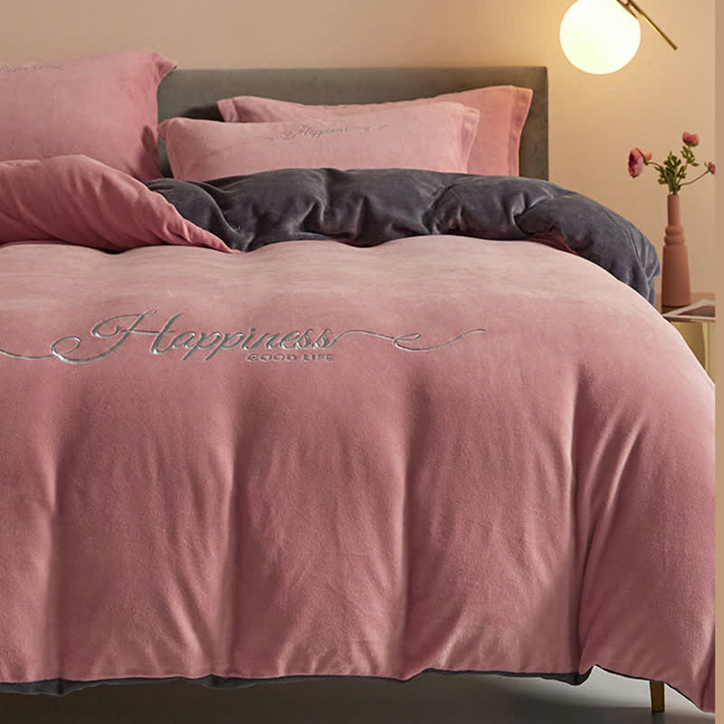 Set di biancheria da letto in peluche ricamato Happiness (4 pezzi) - image 23