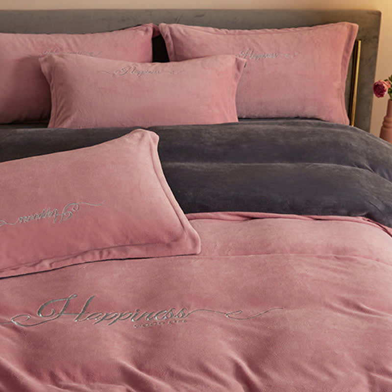 Set di biancheria da letto in peluche ricamato Happiness (4 pezzi) - image 24